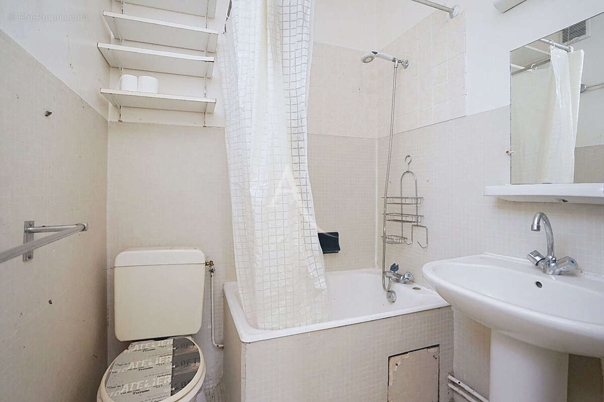Billère - T1 lumineux avec 2 balcons, parking en sous-sol et grande cave - photo 4