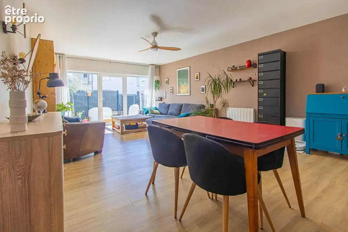 Appartement 91 m2 - T3 - Grandes Terrasses - Stationnement - Angers La Fayette Eblé - photo 2