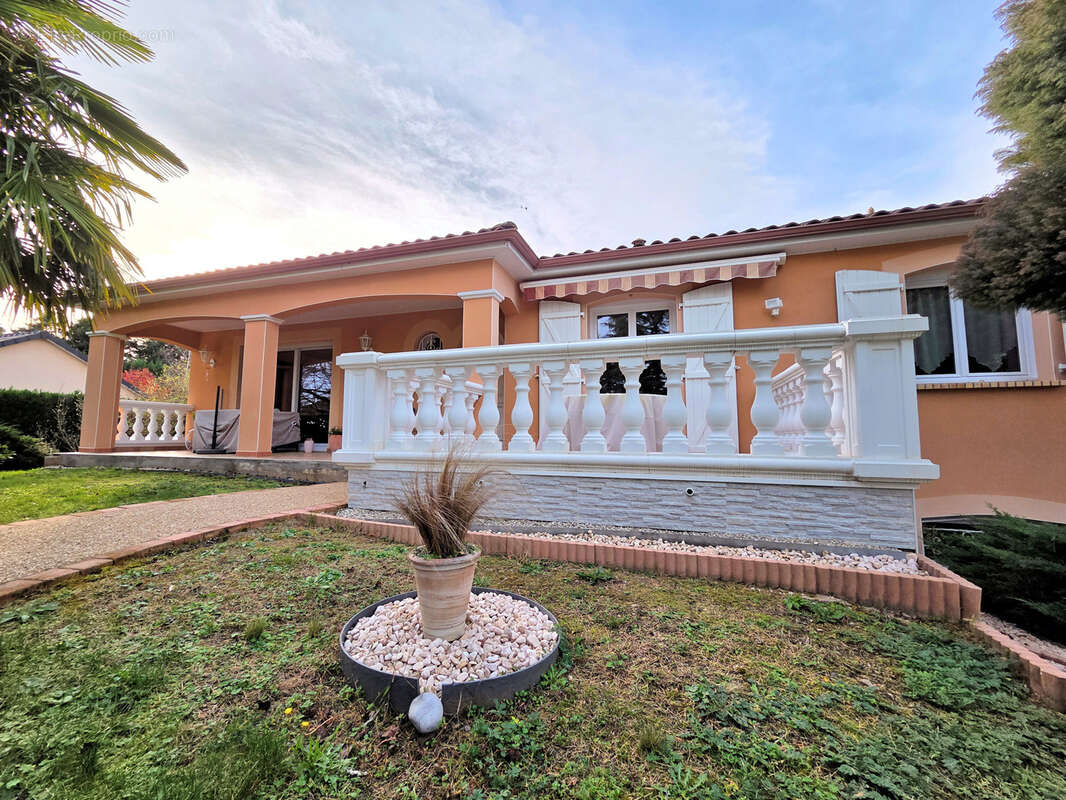 Maison à BELLERIVE-SUR-ALLIER