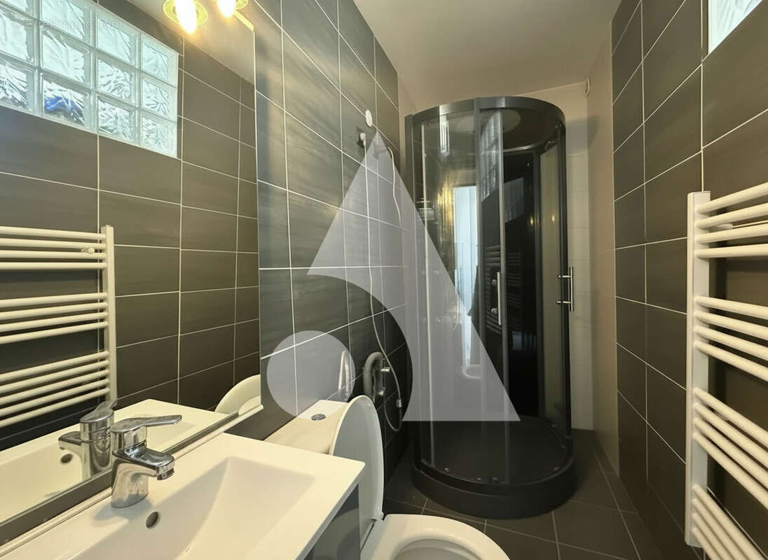 Appartement à ENGHIEN-LES-BAINS
