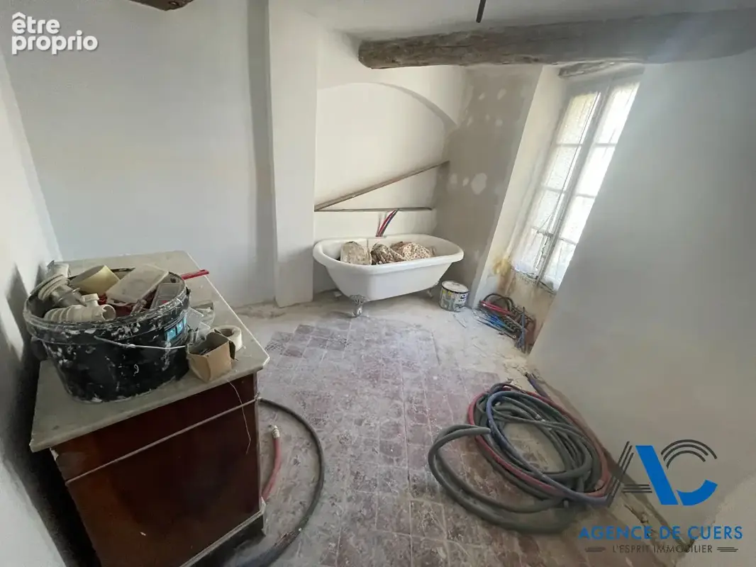 Maison de village Cuers 93 m2 - photo 7