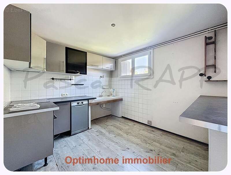 Appartement à SAUVIAN
