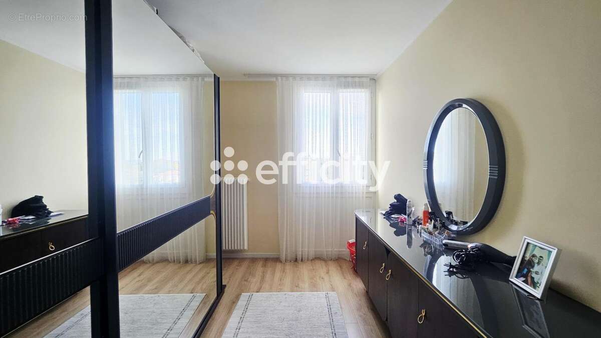 Appartement à MARIGNANE