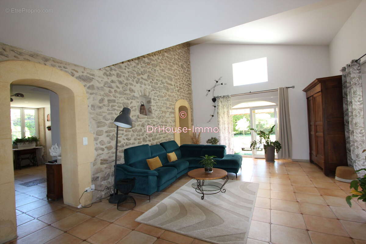 Maison 208 m² à Upie  - photo 12
