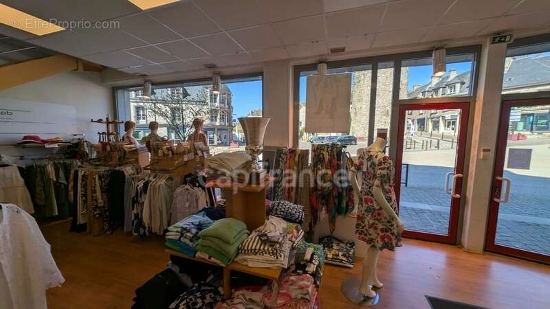 Commerce à DOMFRONT