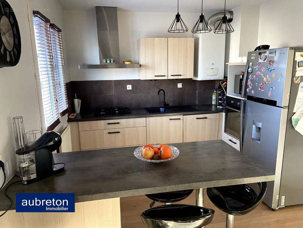 Appartement 68 m² à Le Pont-De-Claix  - photo 5