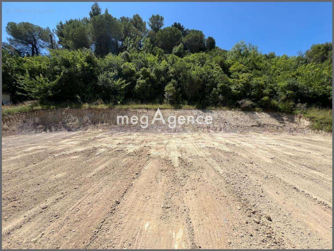 Terrain à LIMOUX