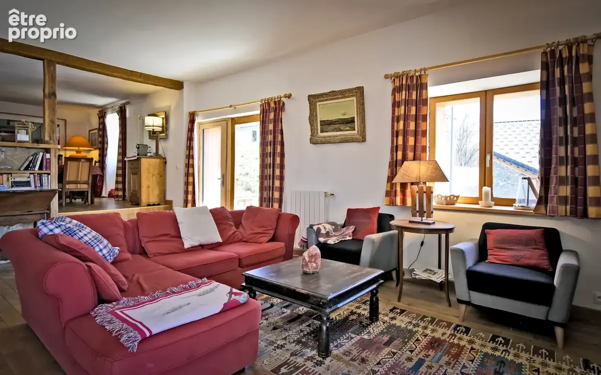 Chalet à vendre dans la Vallée des Belleville   Proche Saint-Martin-de-Belleville - photo 6