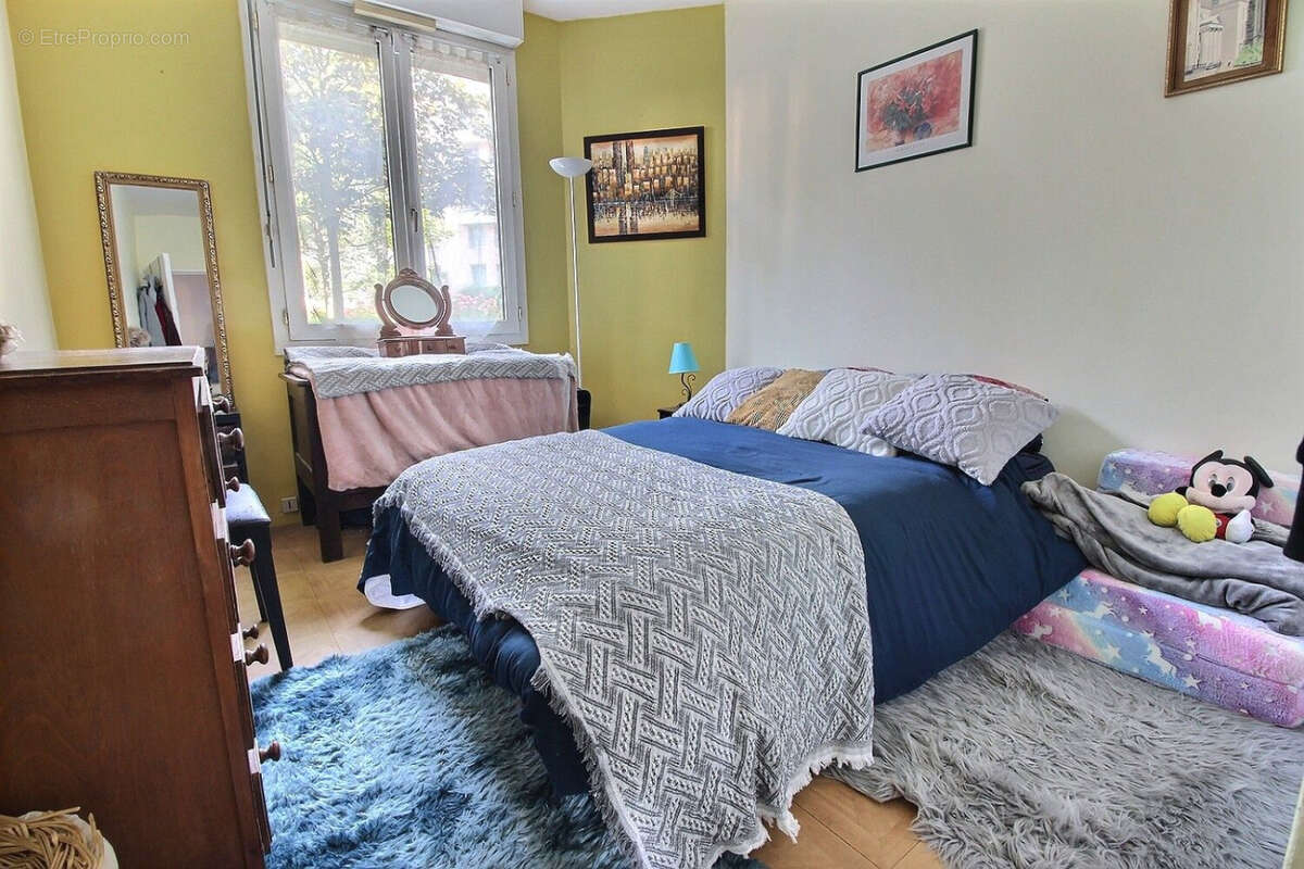 Appartement 90 m² à Issy-Les-Moulineaux  - photo 8