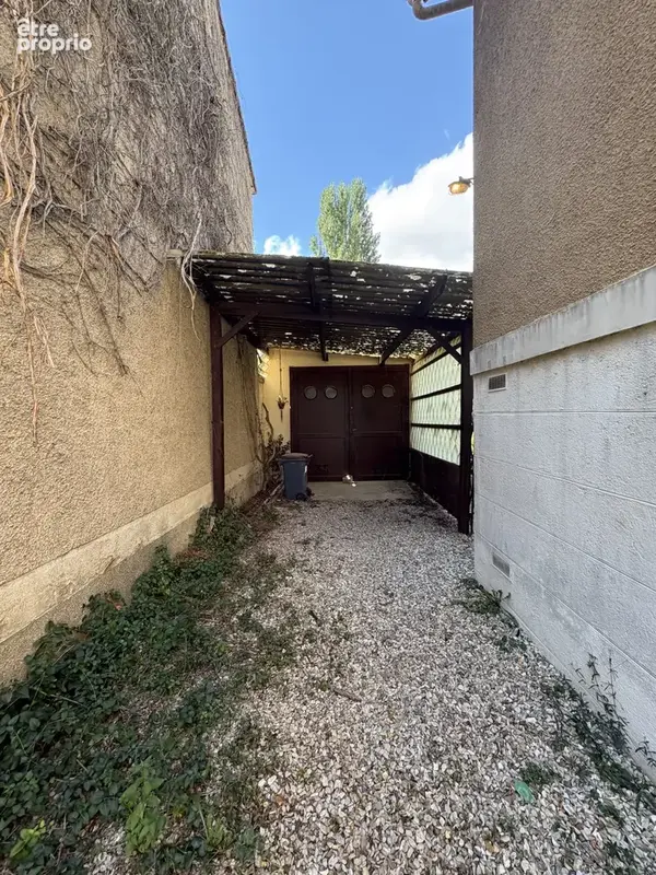 Proche gare a ped maison senonaise a renover - photo 11