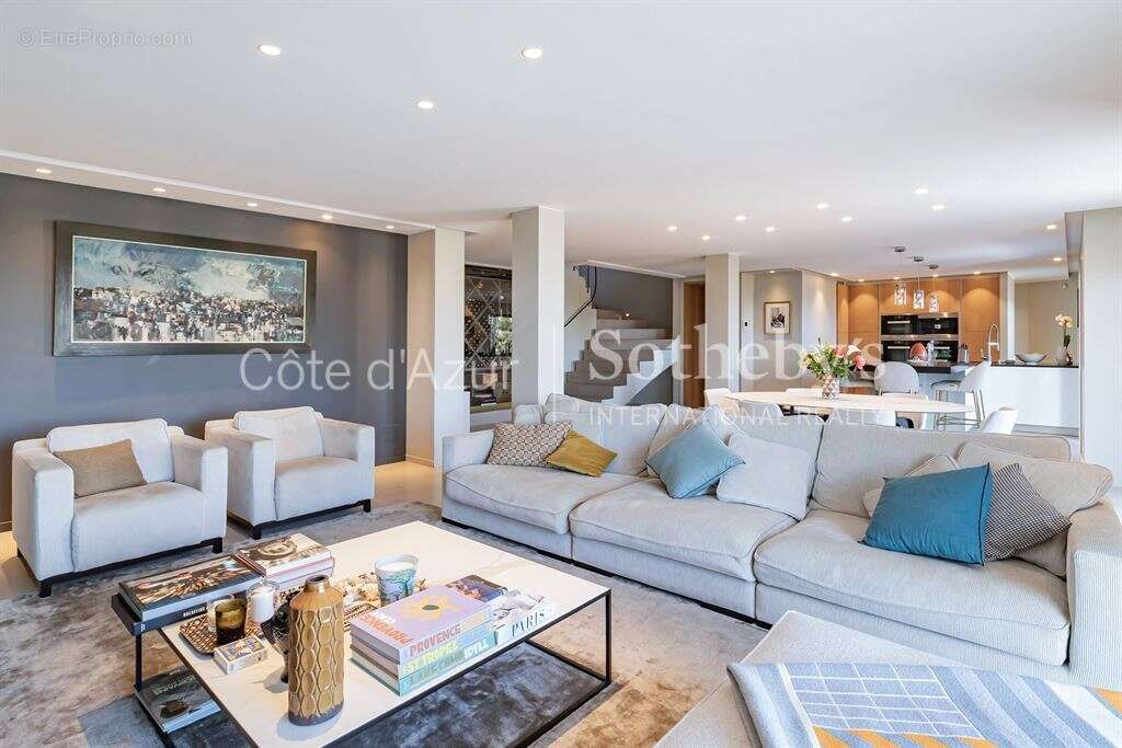 Maison à CAGNES-SUR-MER