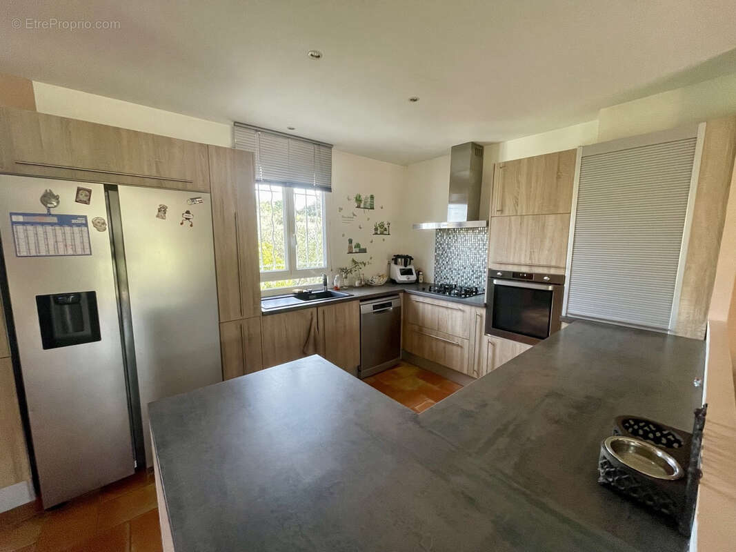 Maison à PLAN-DE-LA-TOUR