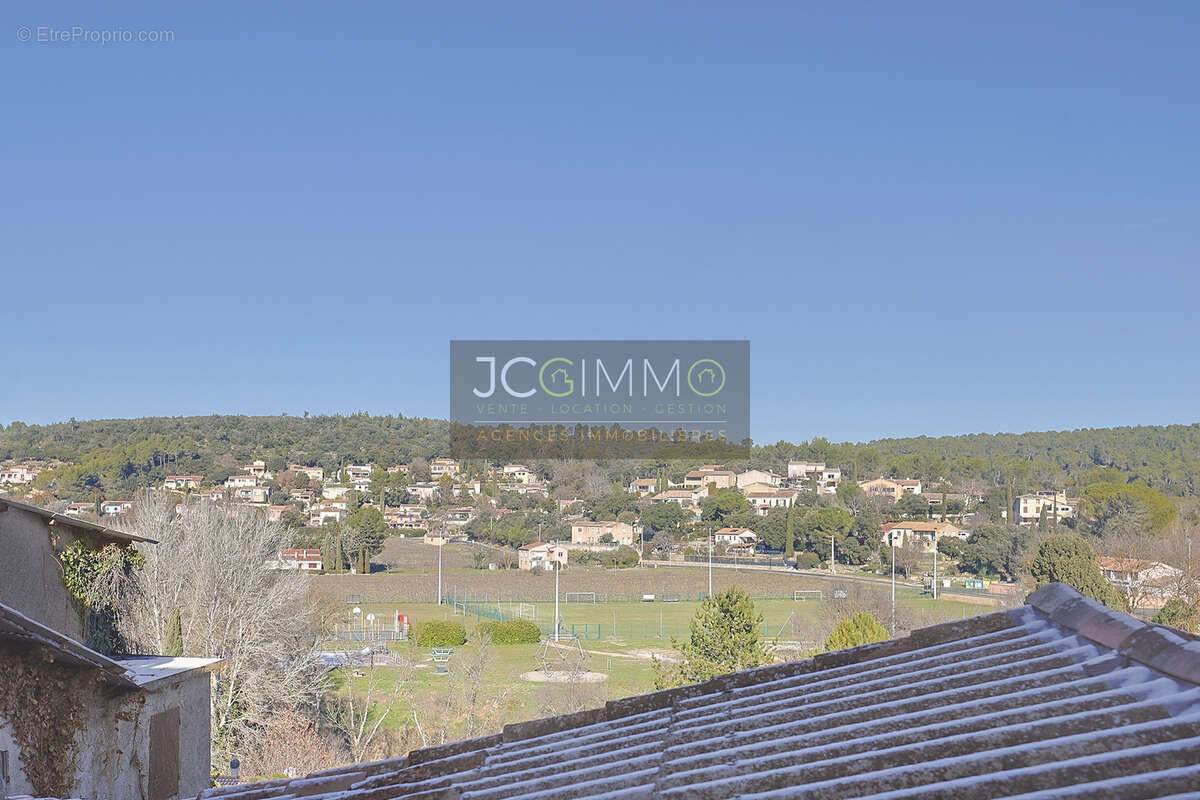 Appartement T2 de 40,92m2 loi carrez refait à neuf ! - photo 8