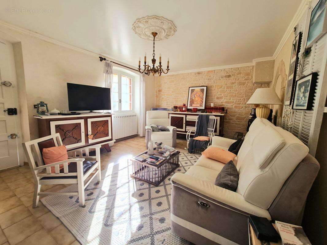 Maison à SAINT-AMBROIX