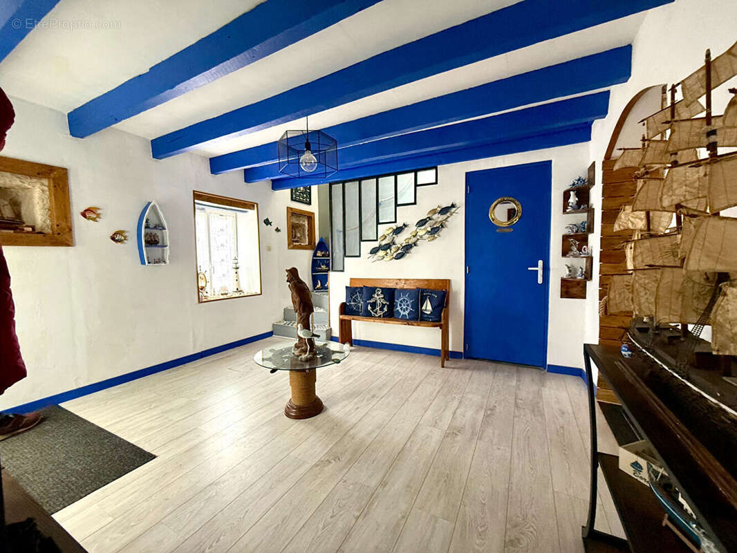 Maison à PAMPROUX