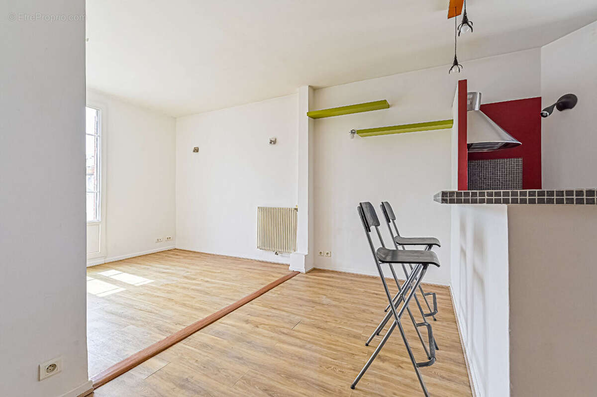 Appartement à PARIS-19E
