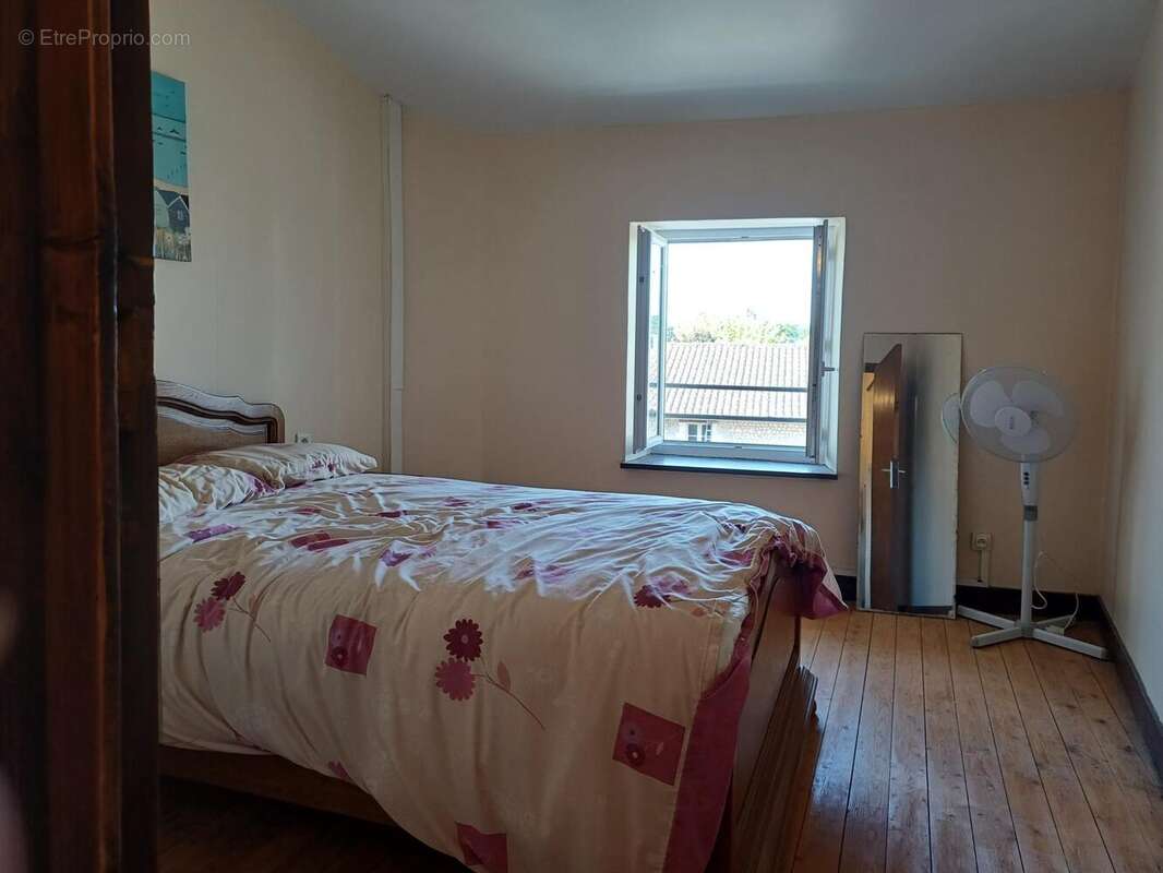 Maison 73 m² à Montboyer  - photo 4