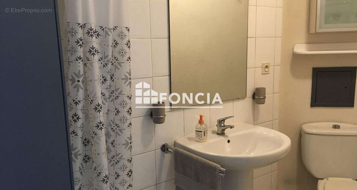 Appartement à MARSEILLE-5E