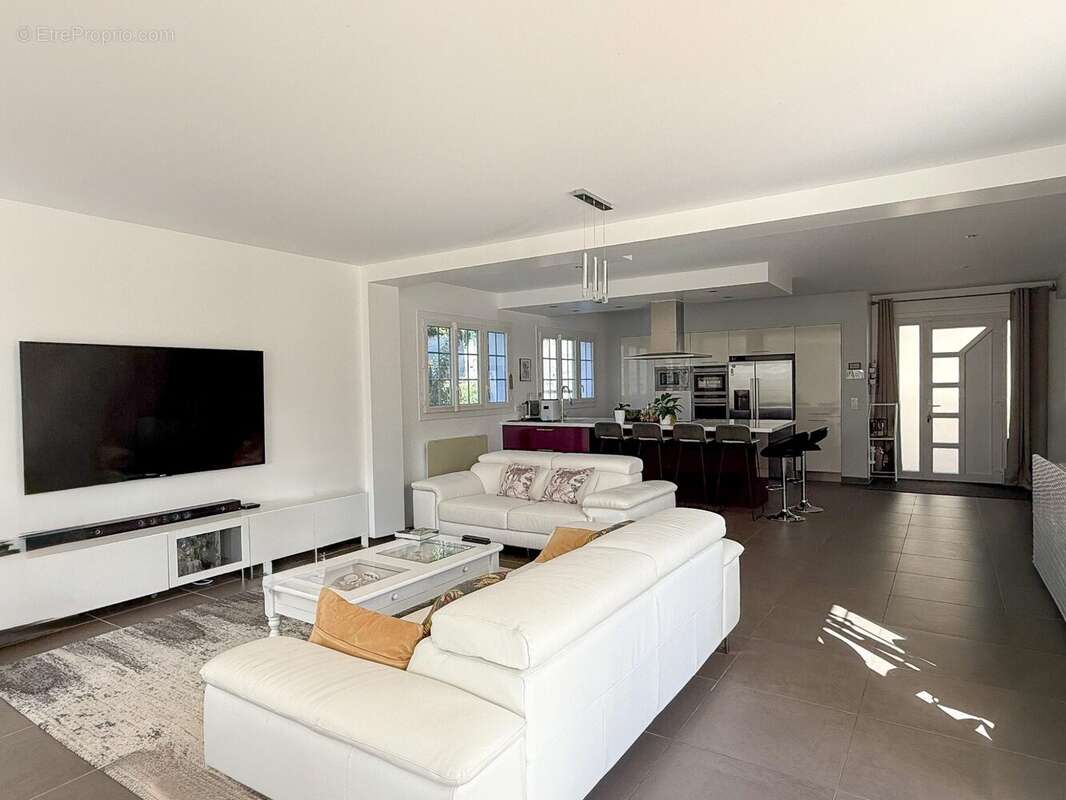 Maison à MARCOUSSIS