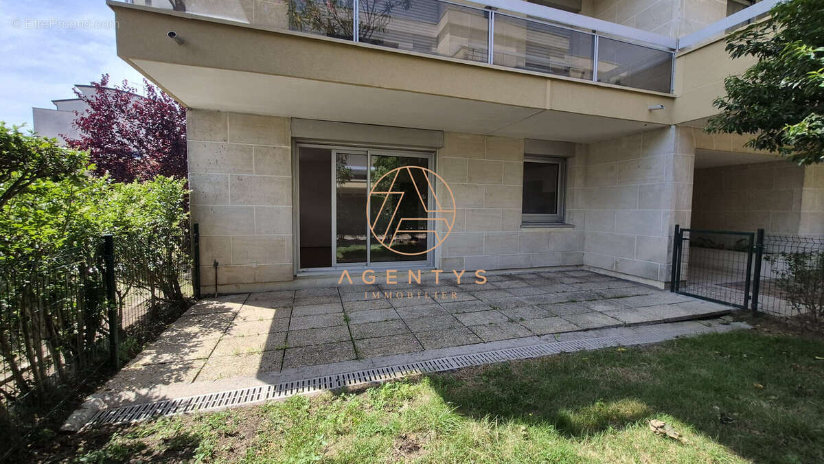 Appartement à LE PERREUX-SUR-MARNE
