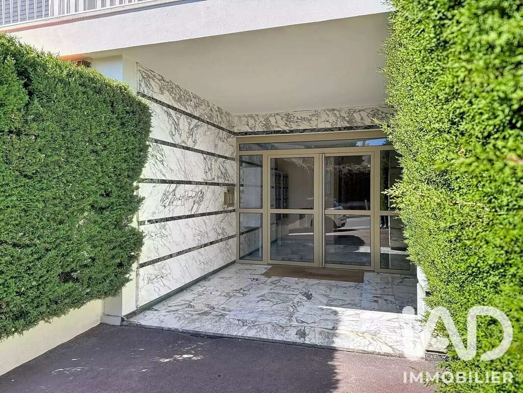 Appartement 59 m² à Nice  - photo 8