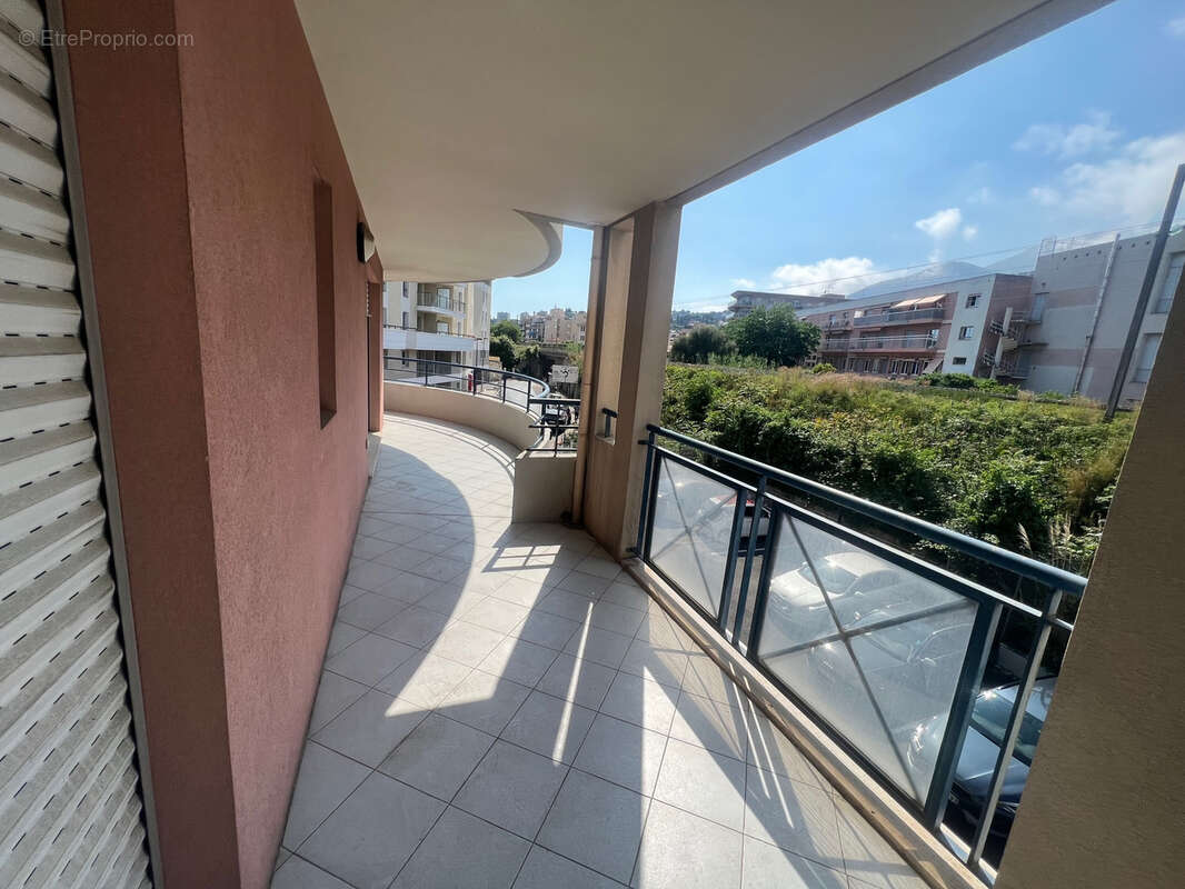 Appartement à MENTON