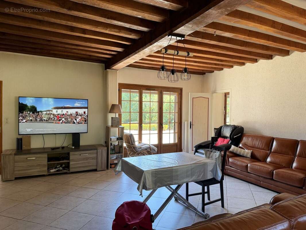 Maison 144 m² à La Barre-En-Ouche  - photo 8