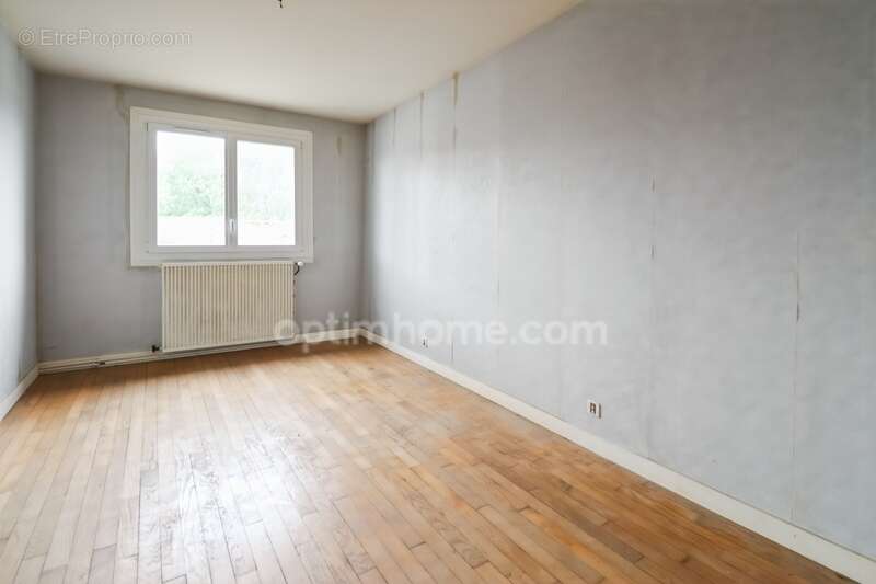Appartement à CHATEAUPONSAC