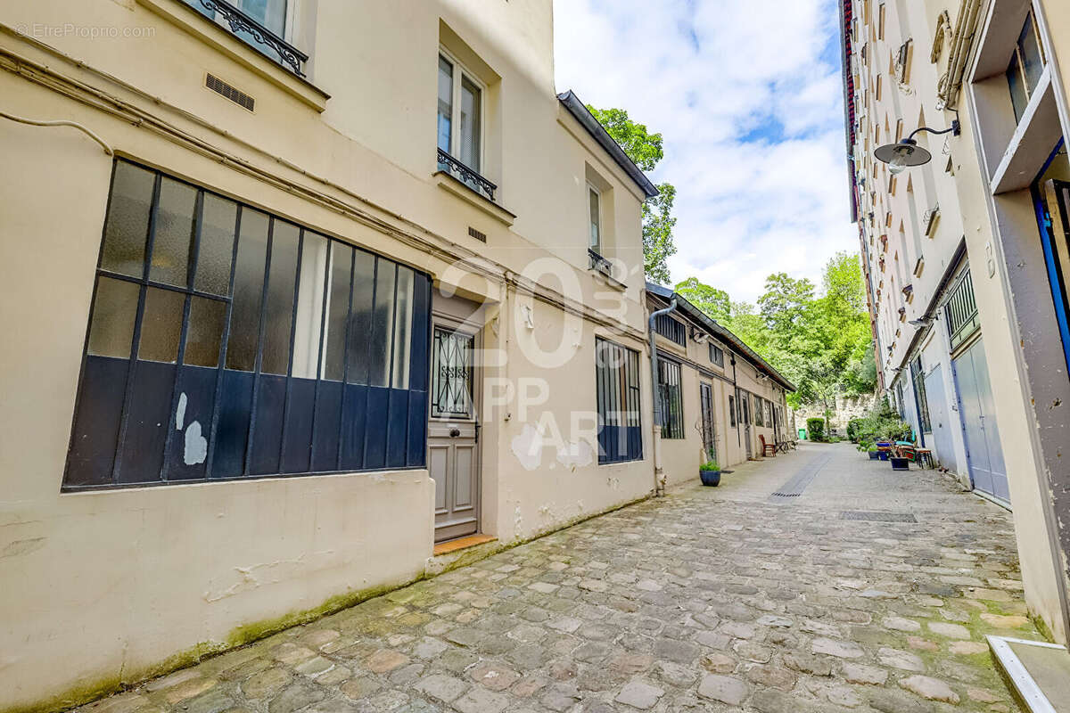 Appartement à PARIS-20E