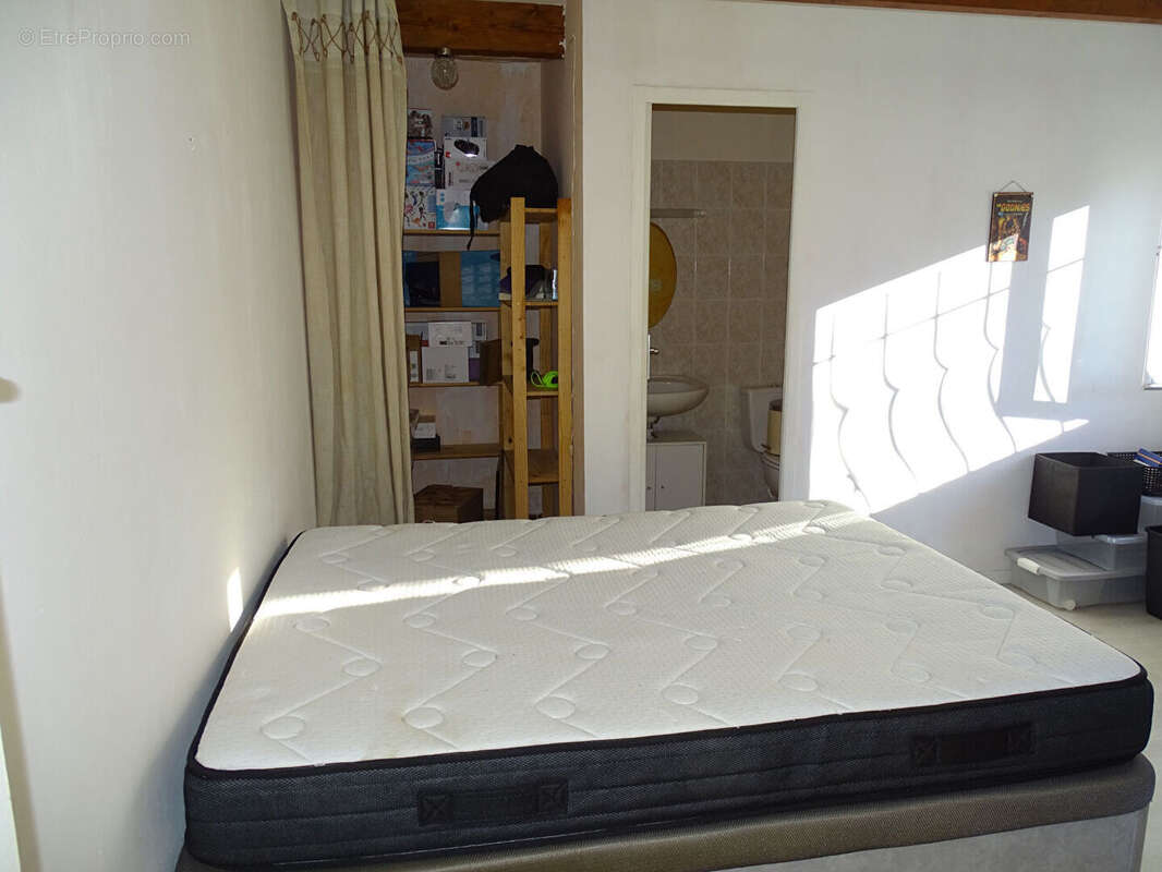 Maison à NOYERS-SUR-JABRON