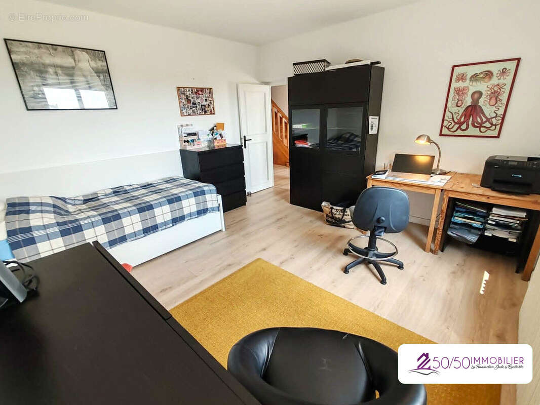 Maison 158 m² à Cleder  - photo 9