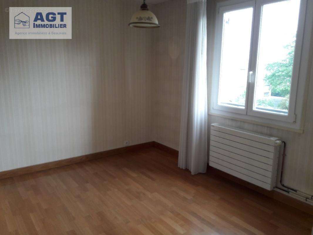 Maison à BEAUVAIS