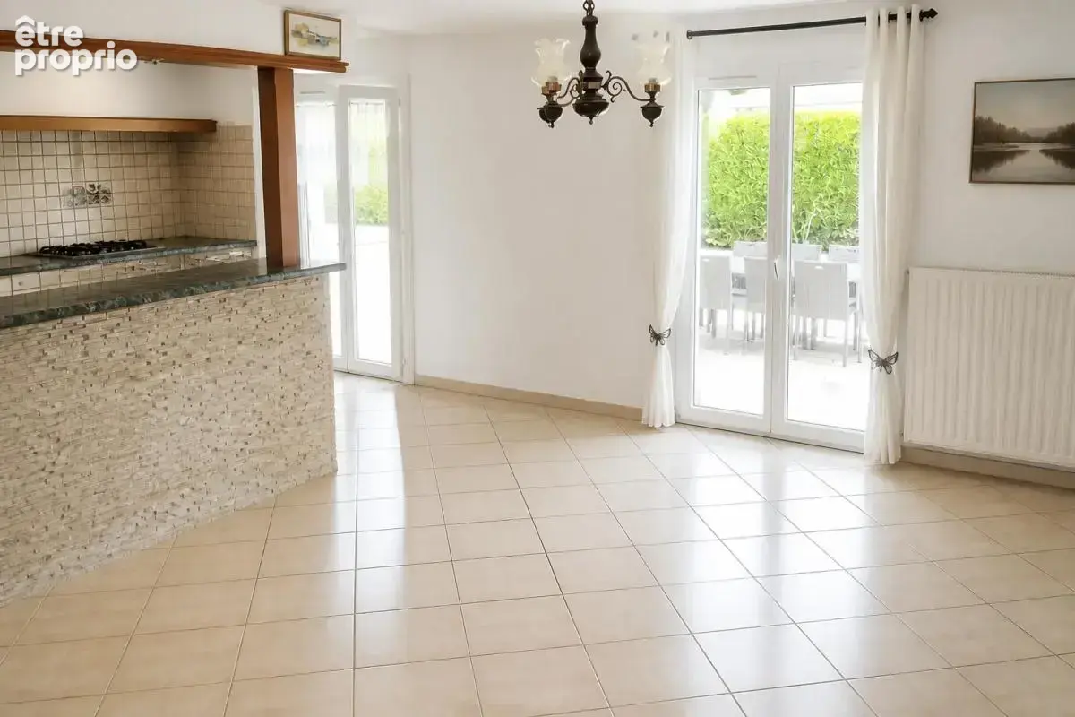 Maison de 5 pièces de 105m² situé à Azé - photo 4