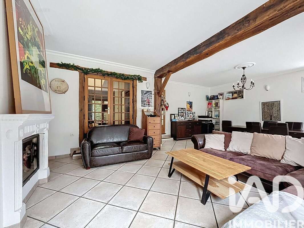 Photo 8 - Maison à VIRY-CHATILLON