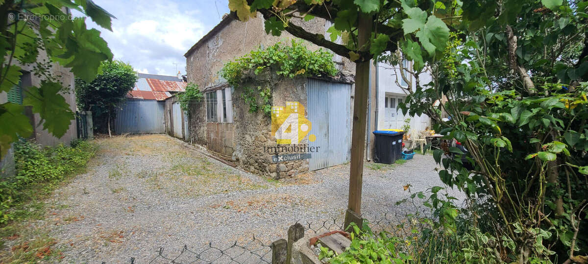 Maison à BESNE