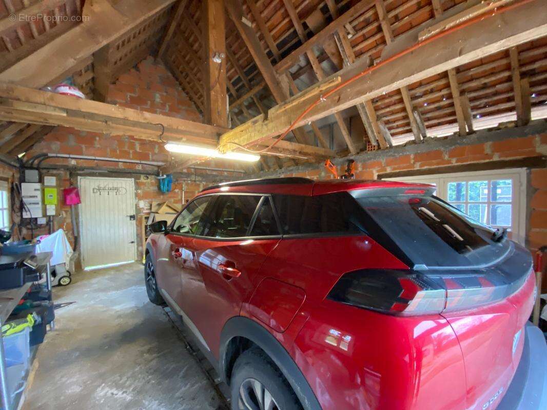 Maison à MAUZAC-ET-GRAND-CASTANG