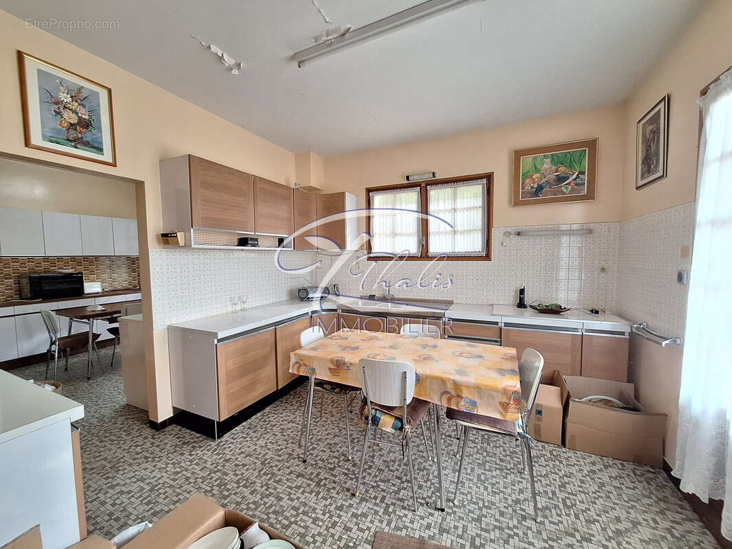 Maison à LA LANDE-DE-FRONSAC