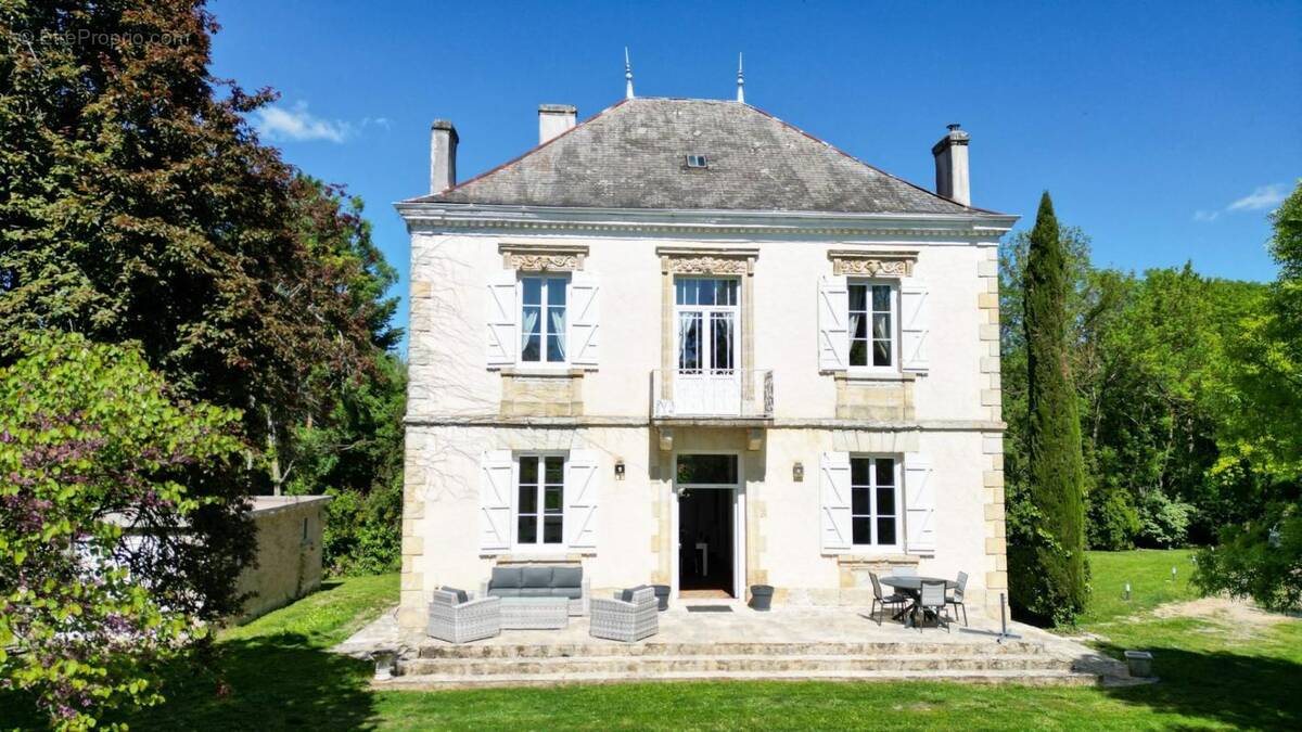 Maison à FLEURANCE