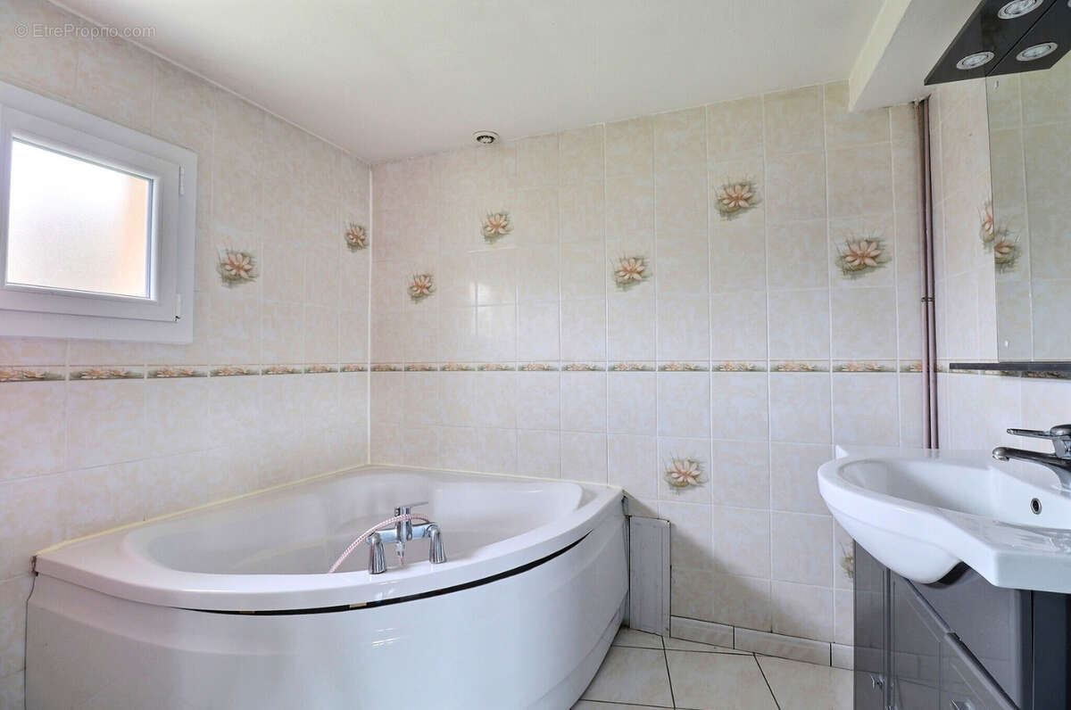 Maison à IZON