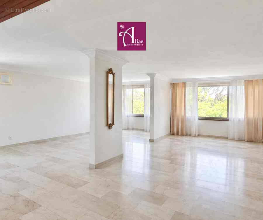 Appartement à LE GOSIER