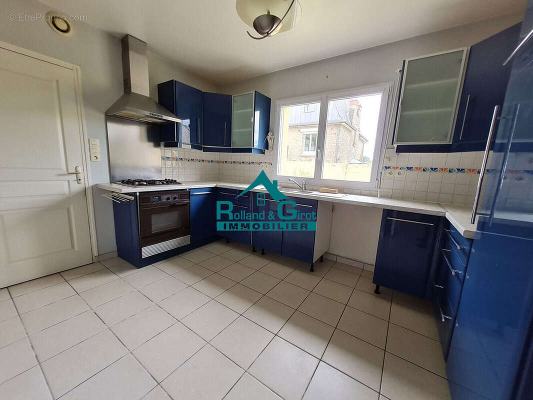 Maison à SAINT-AUBIN-DU-CORMIER