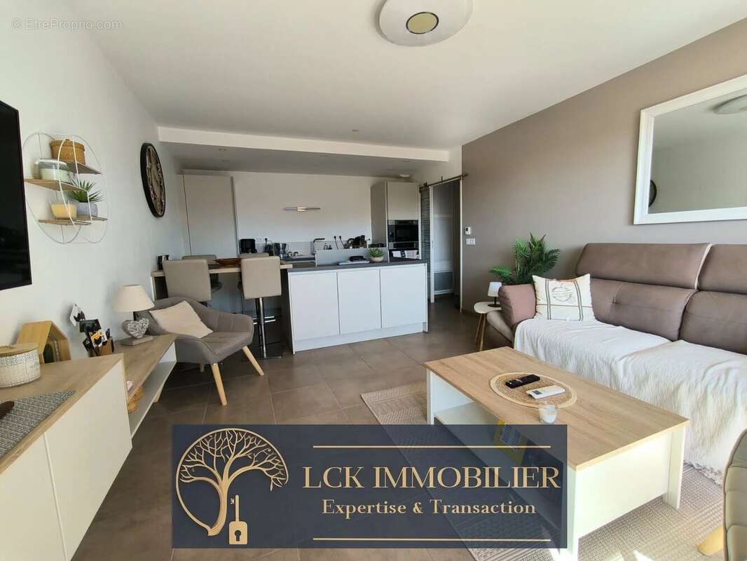 Appartement à FREJUS