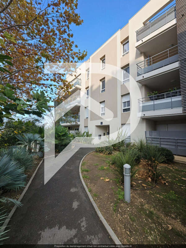 Appartement à MARSEILLE-15E