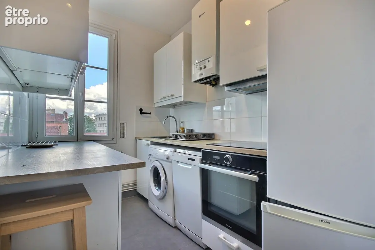 Appartement Courbevoie 3 pièce(s) 50,69 m2 - photo 5