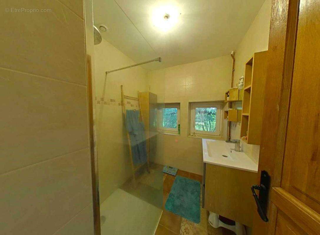 Maison 4 pièces 97 m² à vendre à Leuhan (29390) - photo 9