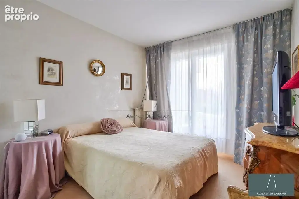 Appartement 3 pièces 70 m² à vendre à Chatou (78400) - photo 5