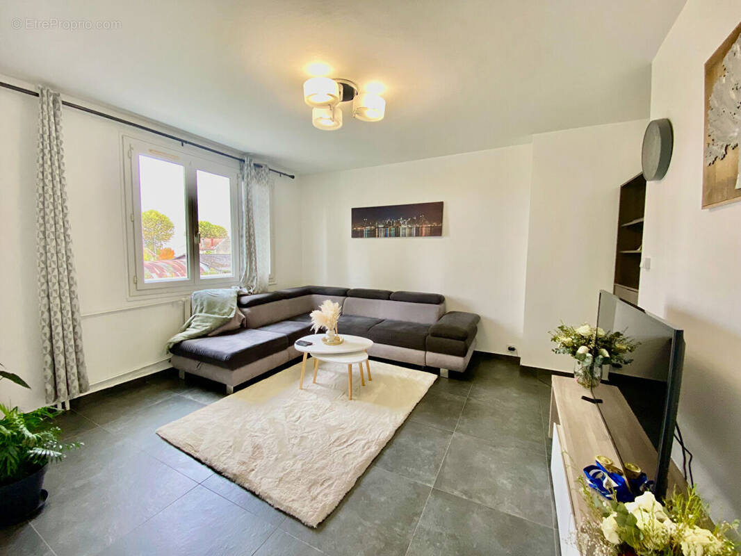 Appartement à MONTLUEL