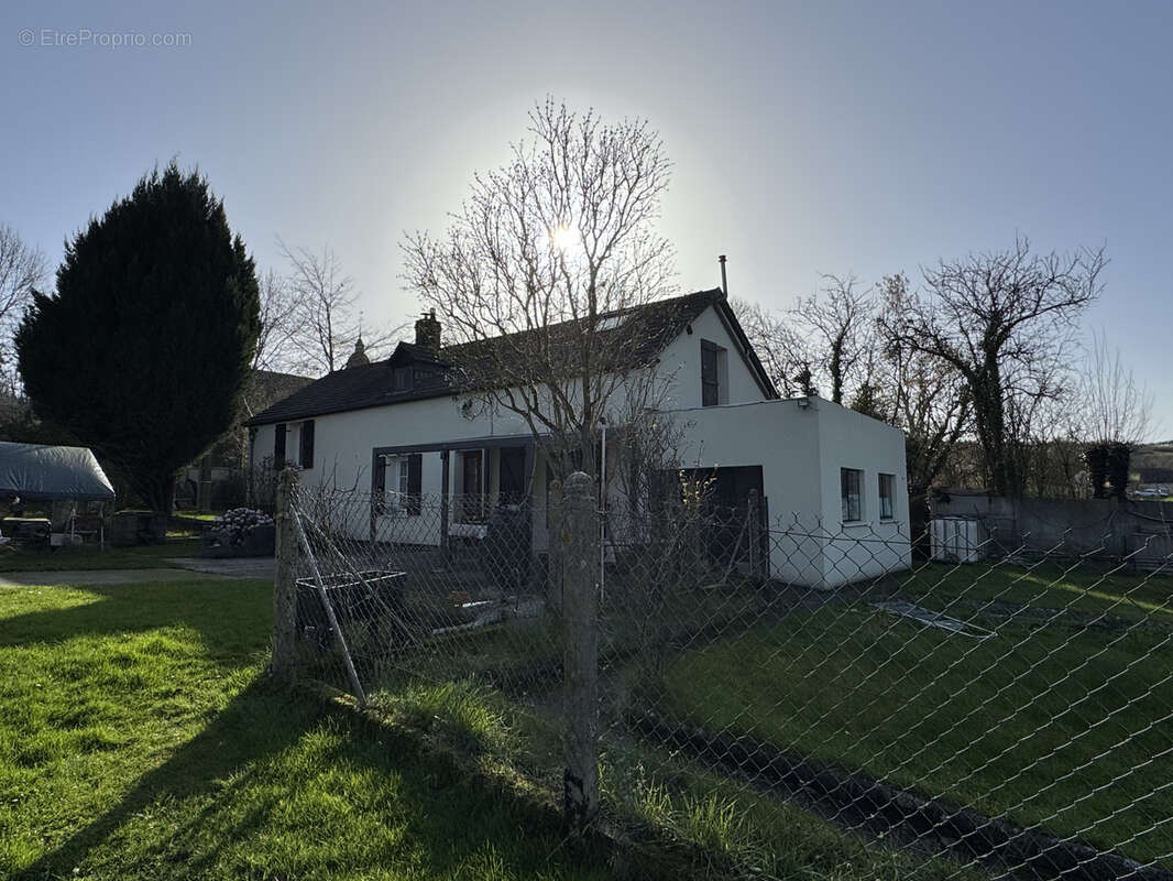 Maison à SAINT-EVROULT-DE-MONTFORT