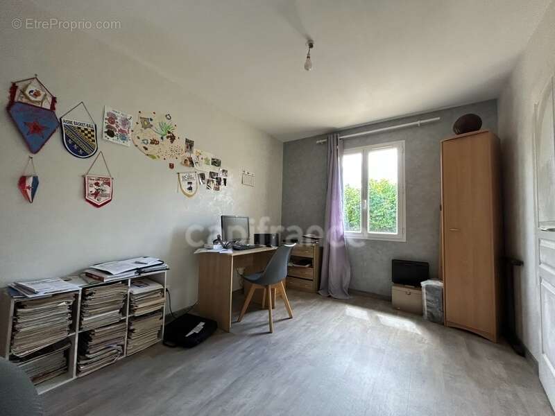 Maison à vendre 10 pièces VAUNAC (24)170m² sur 5160m² de terrain - photo 34