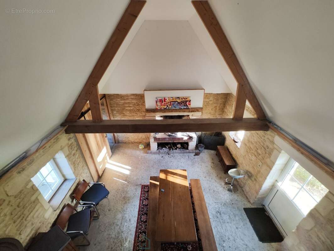 Maison à SAINT-PIERRE-SUR-DIVES